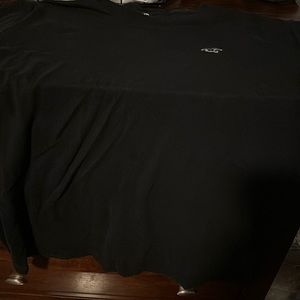 Selling a black Holster t shirt only for 10$